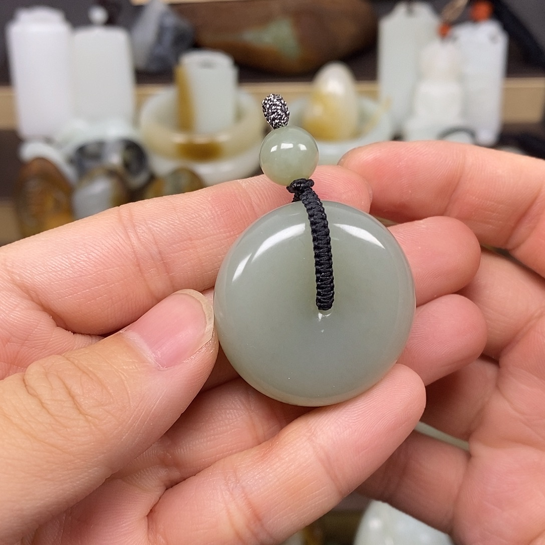 和田玉未镶嵌颈饰5