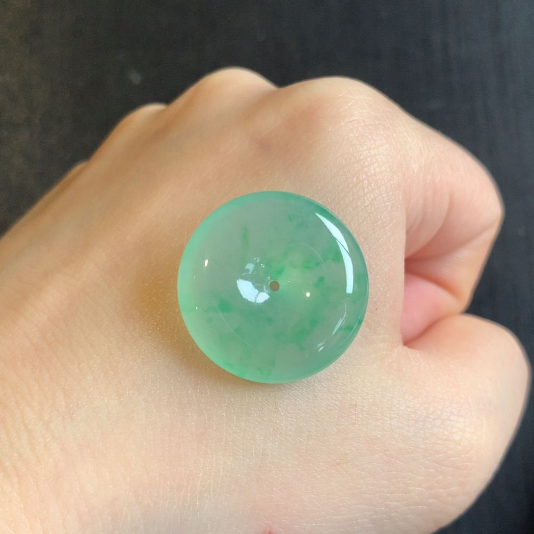 翡翠颈饰未镶嵌天然翡翠