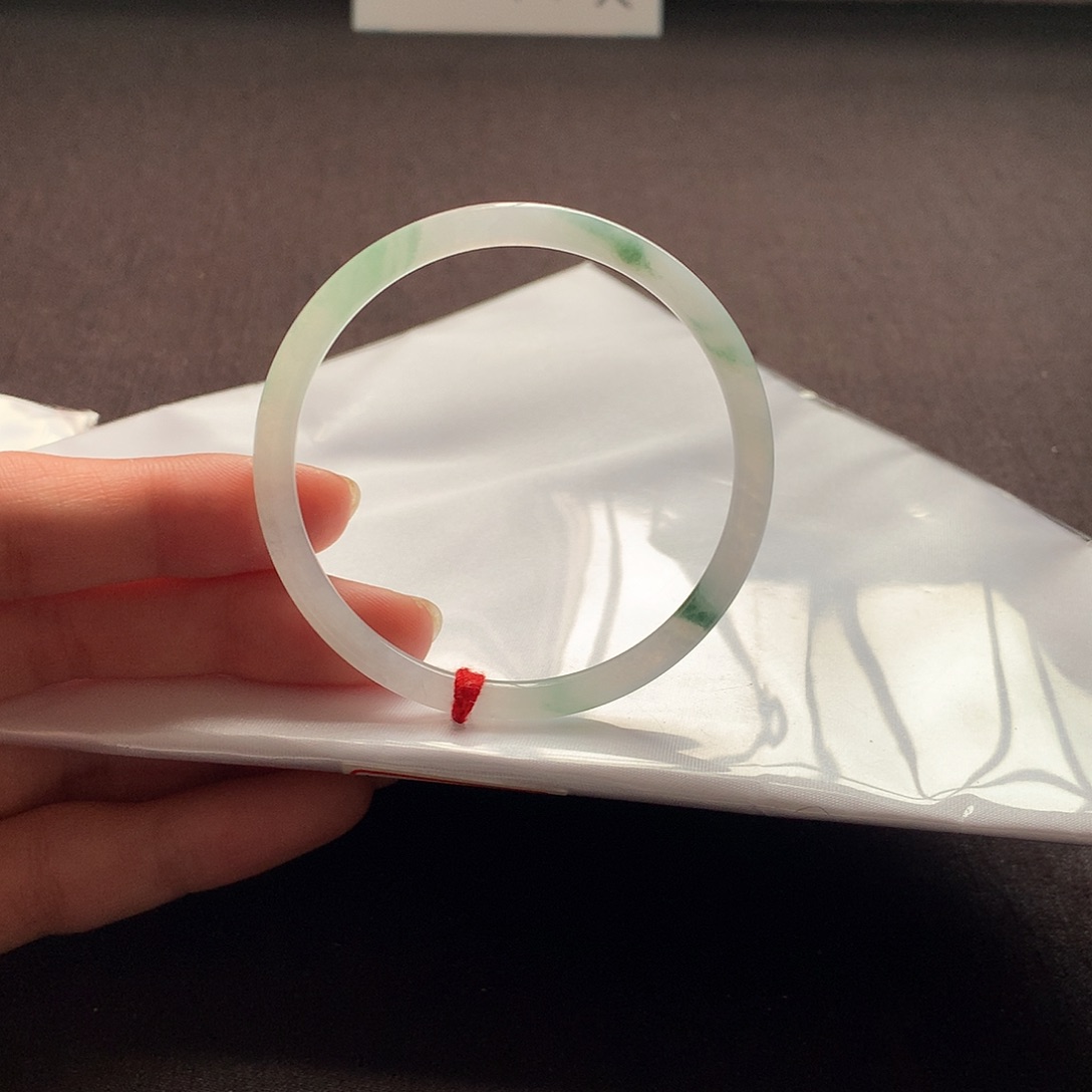 翡翠未镶嵌手镯54