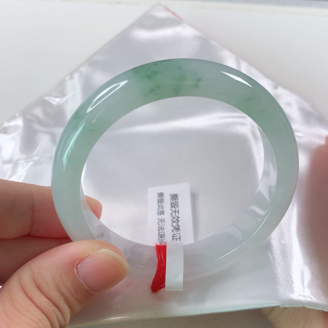 未镶嵌手镯翡翠195