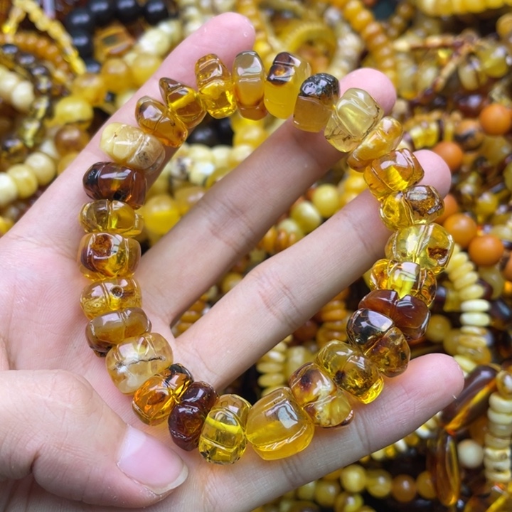 琥珀未镶嵌珠宝奇石