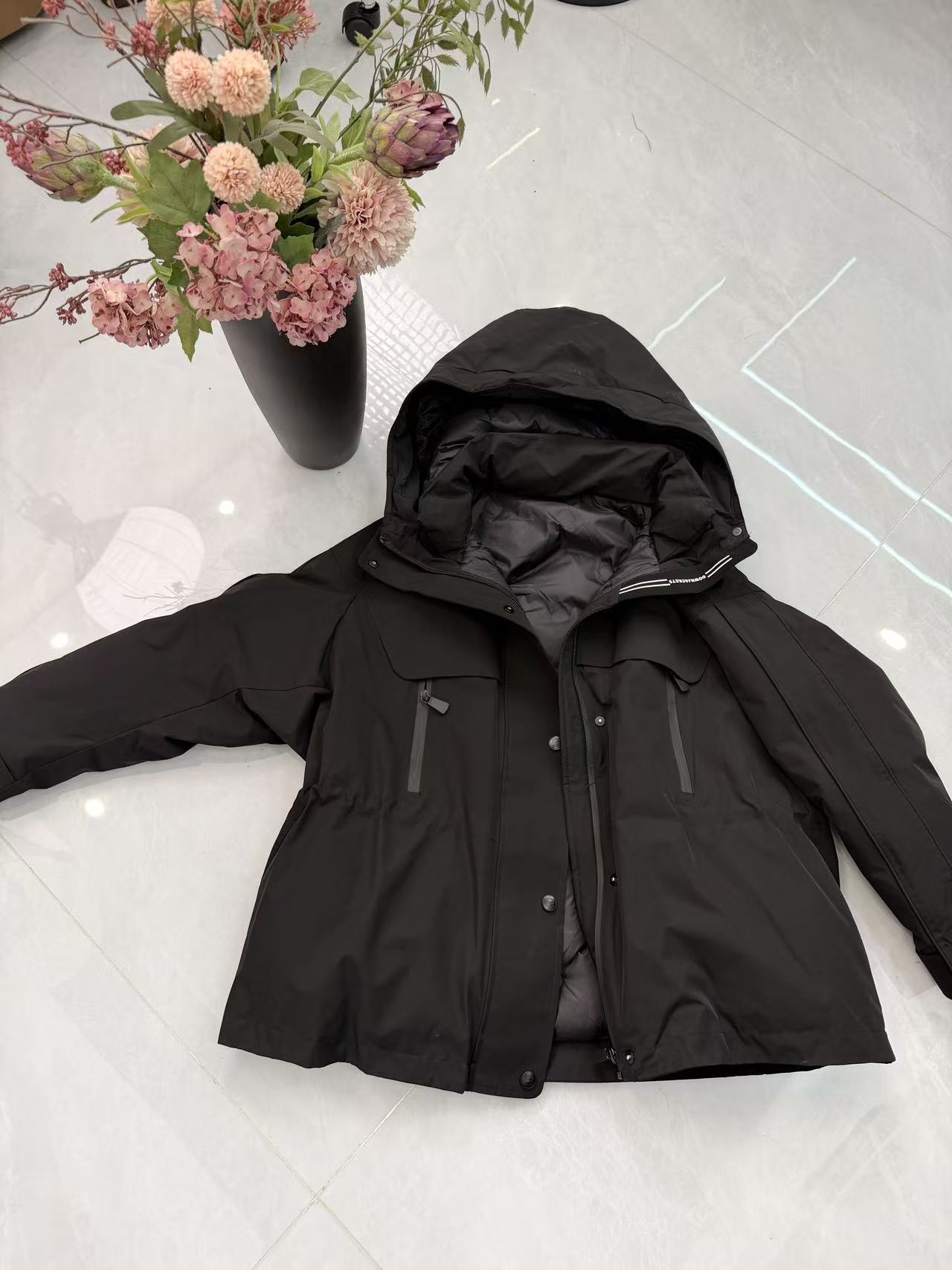 8832【DG】2025秋冬季时尚百搭抽绳中款羽绒服