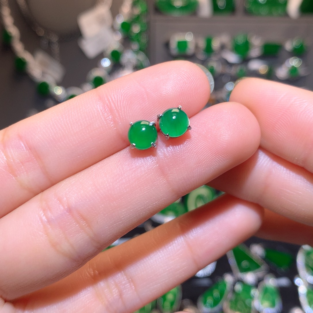 翡翠耳饰银S925镶嵌蛋面