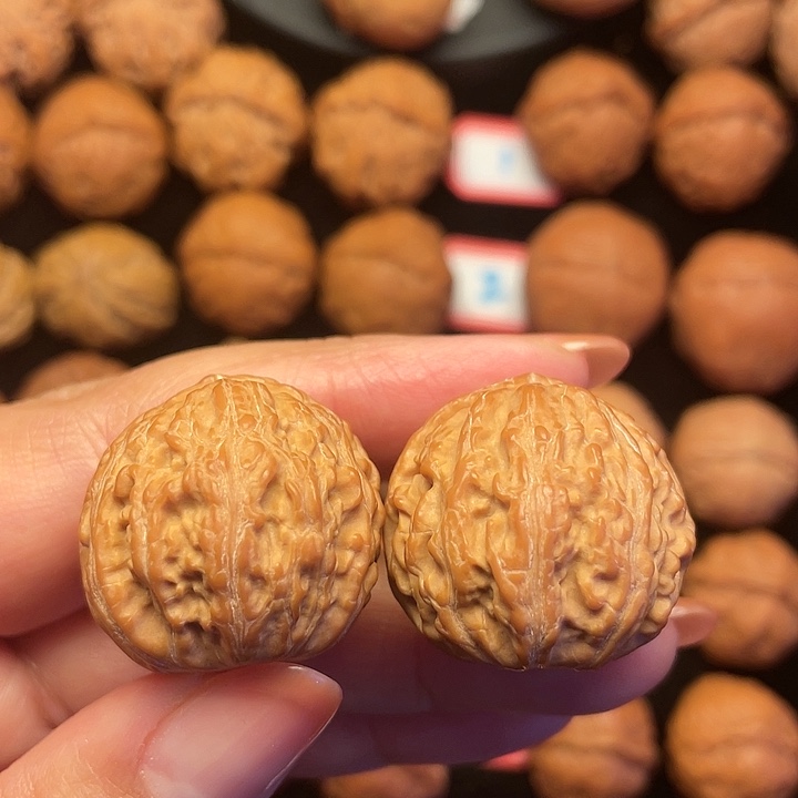 文玩核桃吊坠ooo6