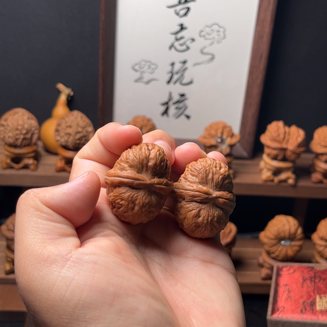 文玩核桃吊坠37mm肚全品平谷元宝