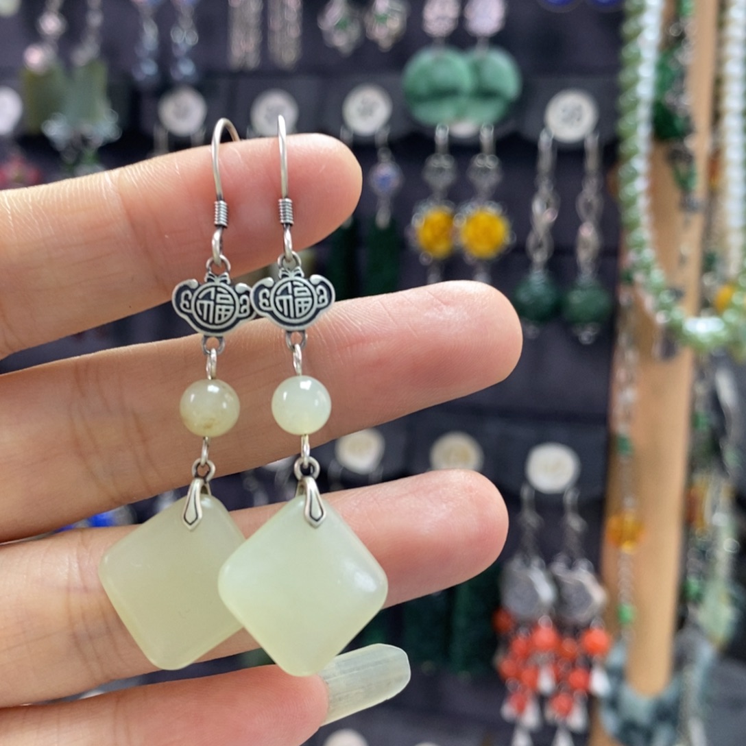 和田玉银S925镶嵌耳饰