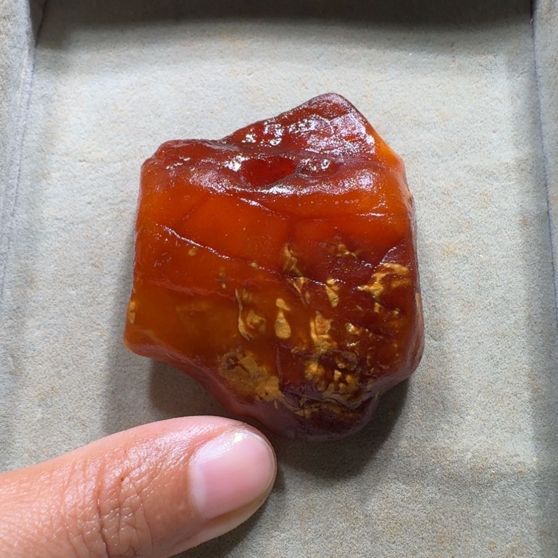 定制琥珀未镶嵌定制