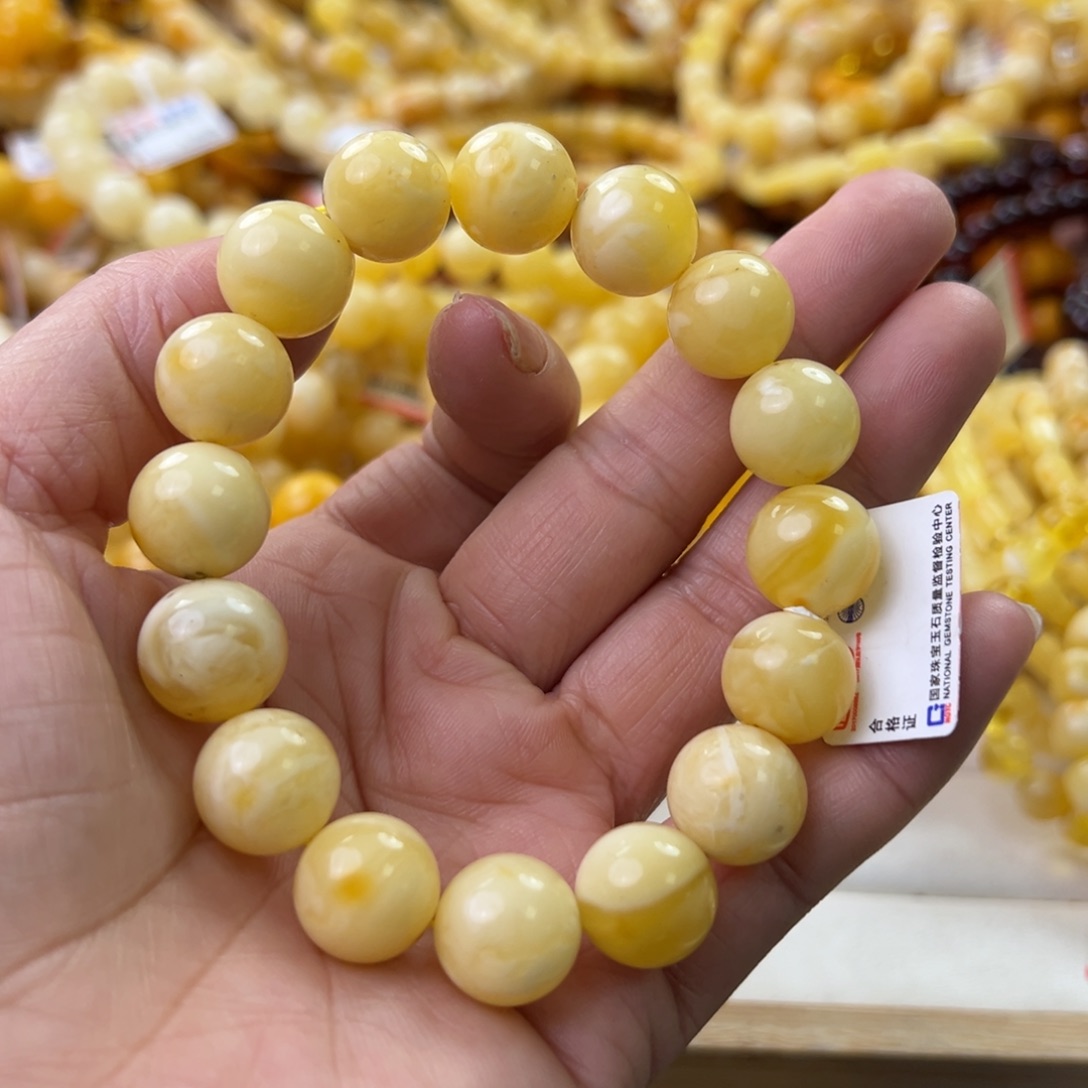 琥珀珠宝奇石未镶嵌