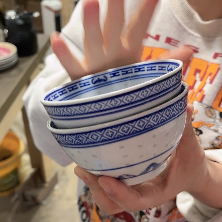 瓷片///////直径11厘米。2个。