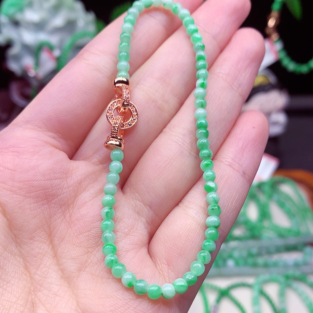 翡翠未镶嵌手链翡翠