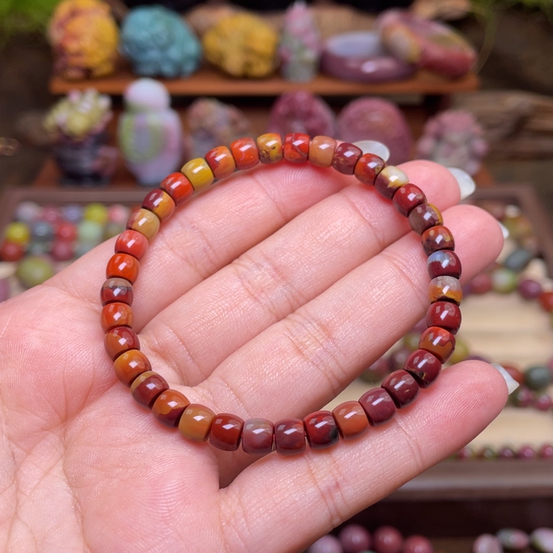 玛瑙/玉髓未镶嵌手串盐源玛瑙高品油画包浆直切