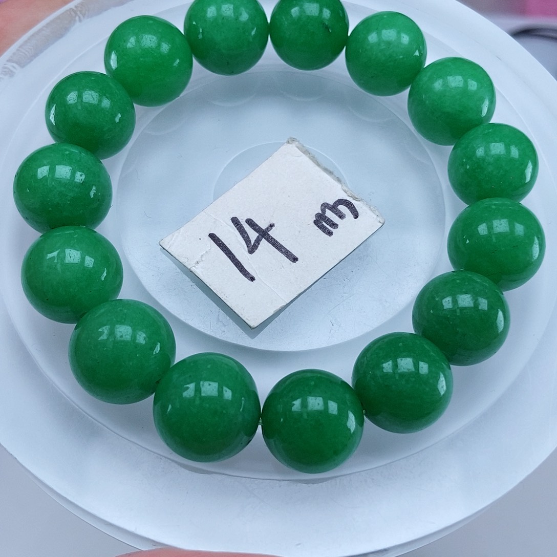 翡翠颈饰未镶嵌手链