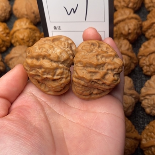 桃核吊坠我是第一百个