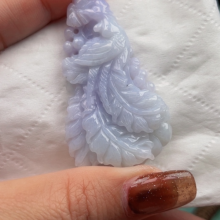 翡翠未镶嵌颈饰挂件