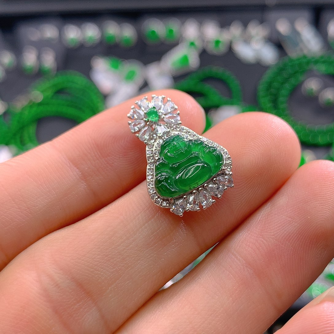 翡翠手链未镶嵌翡翠