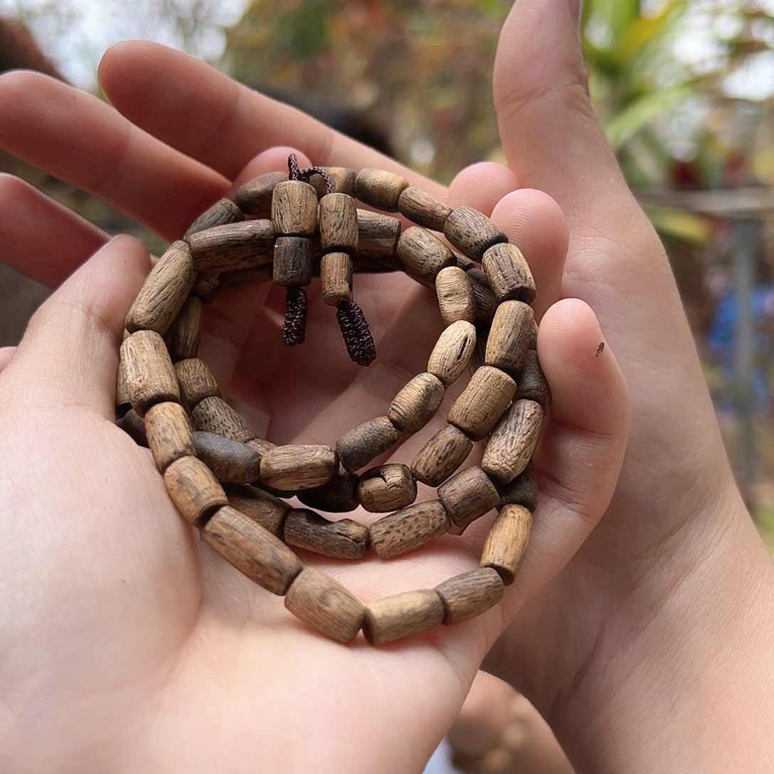 沉香手串海南老乌身多样性发货一条14克卡0.6