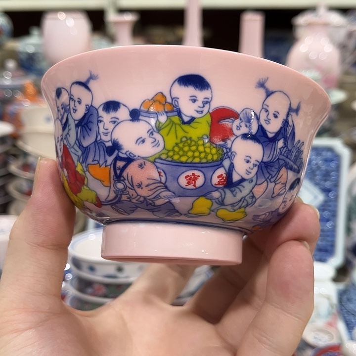 摆件///////直径11厘米。