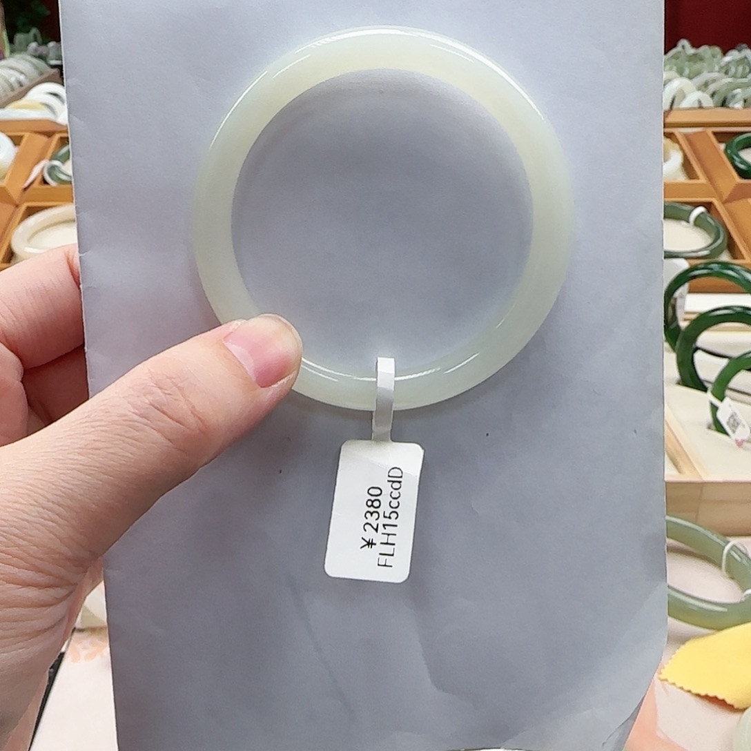 和田玉手镯未镶嵌莉*丫54