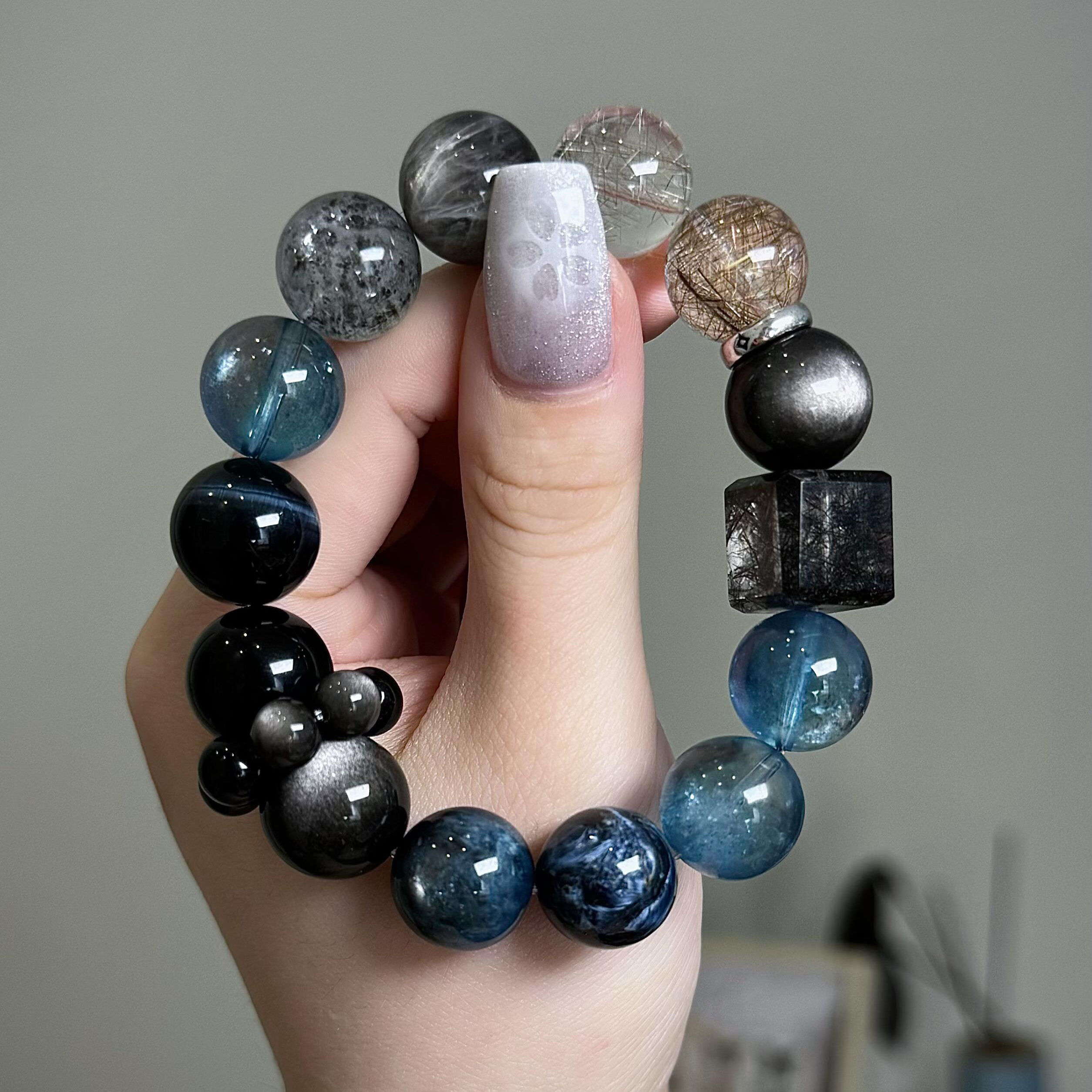 铜合金手链 深海爆闪海蓝色水晶手串 黑发晶金发晶高品质独特手链