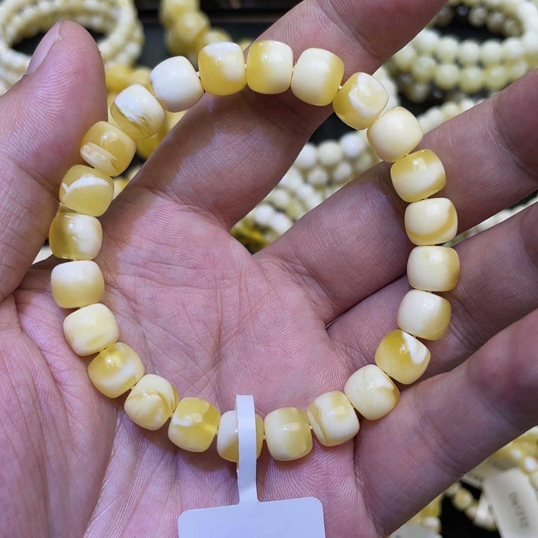 蜜蜡手串未镶嵌9mm小金瓷白妖孽