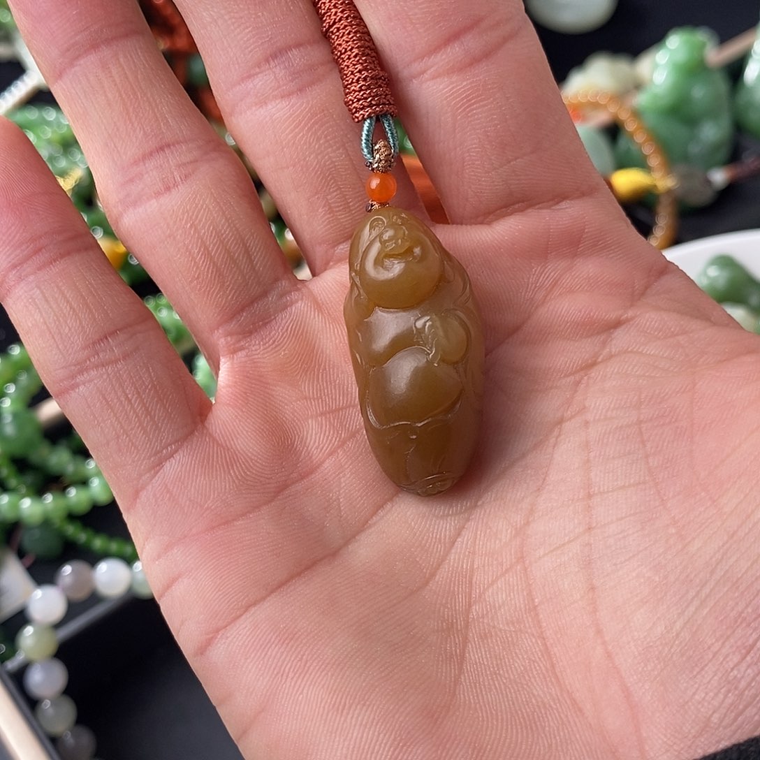 和田玉吊坠(不含链)未镶嵌糖佛公