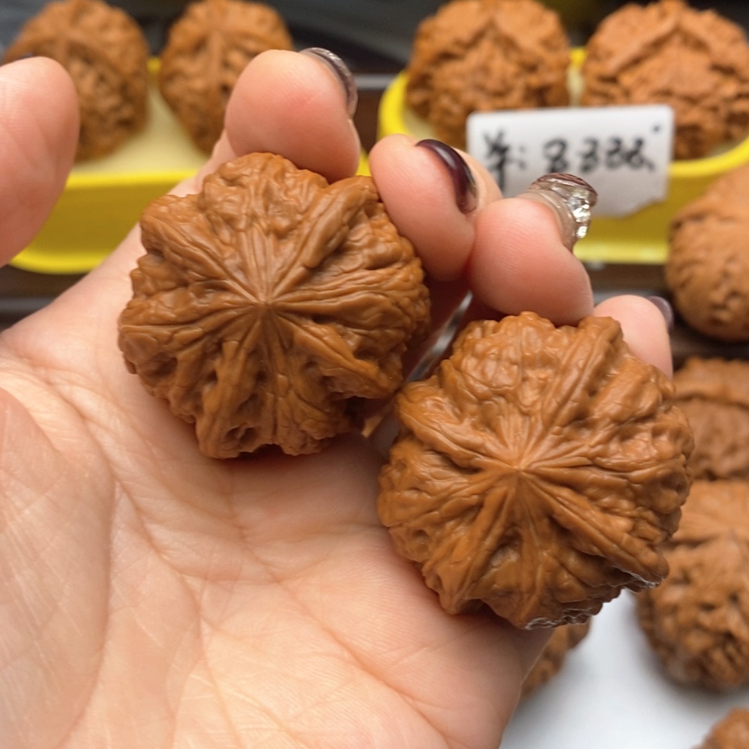 文玩核桃把件38尺凹底四