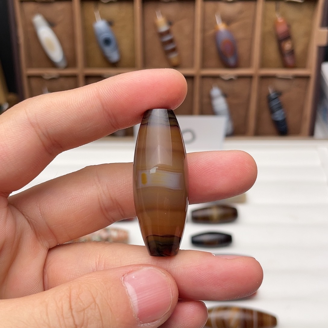 玛瑙/玉髓颈饰合金倪****弟