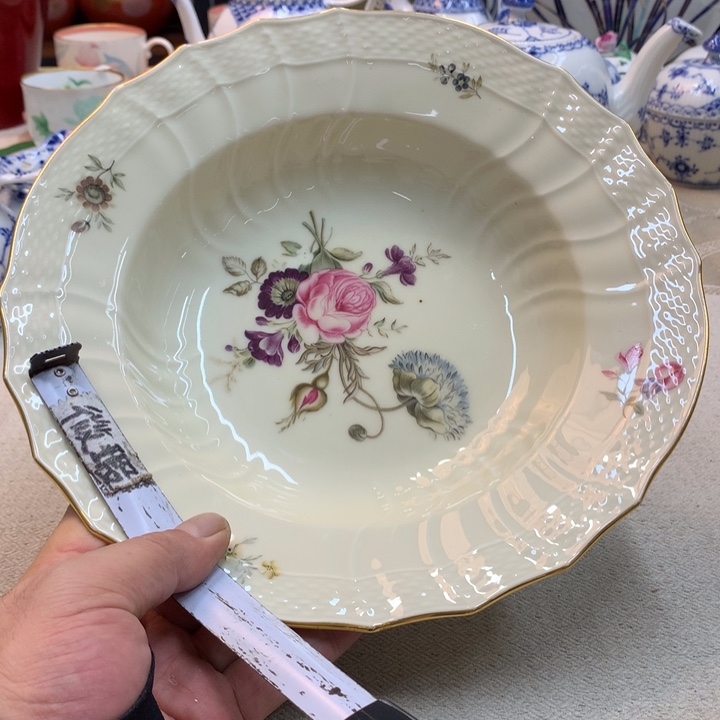 瓷片哈哈哈哈哈哈