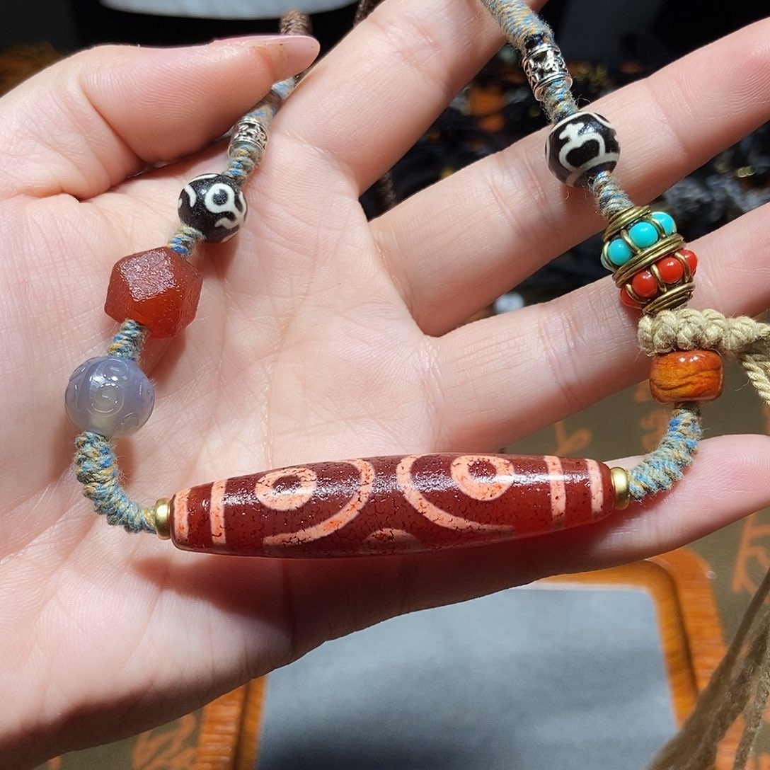 玛瑙/玉髓颈饰未镶嵌