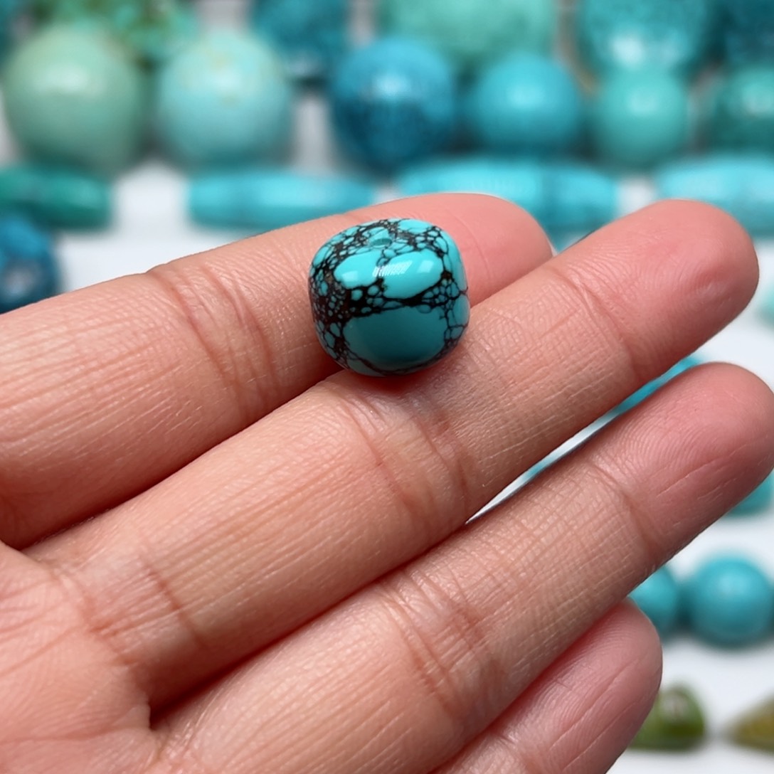 绿松石珠宝奇石未镶嵌农***?