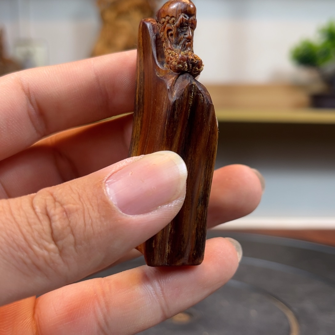 柏木（崖柏）v n b v b b n n n