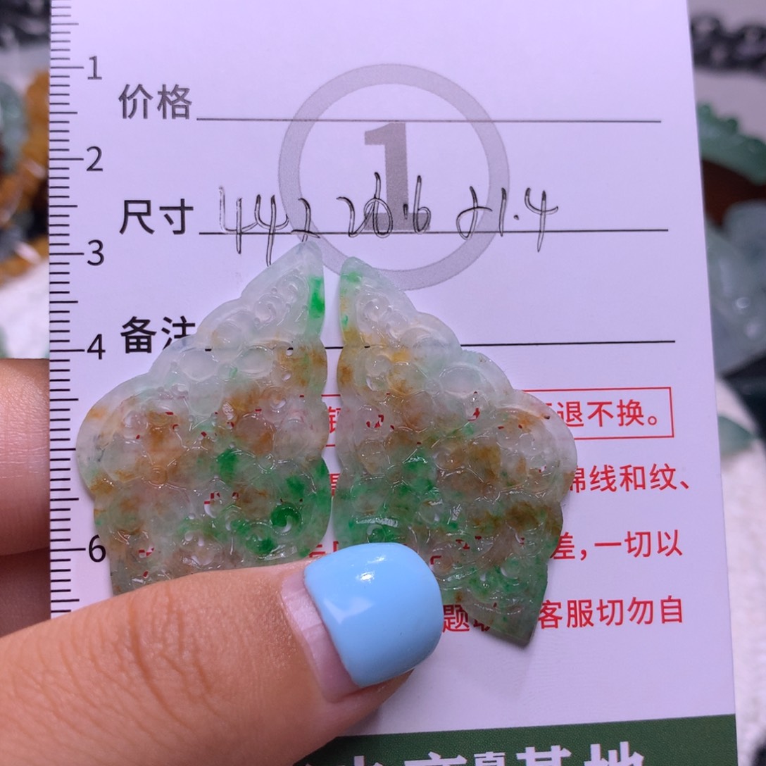 定制翡翠未镶嵌美**人耳饰