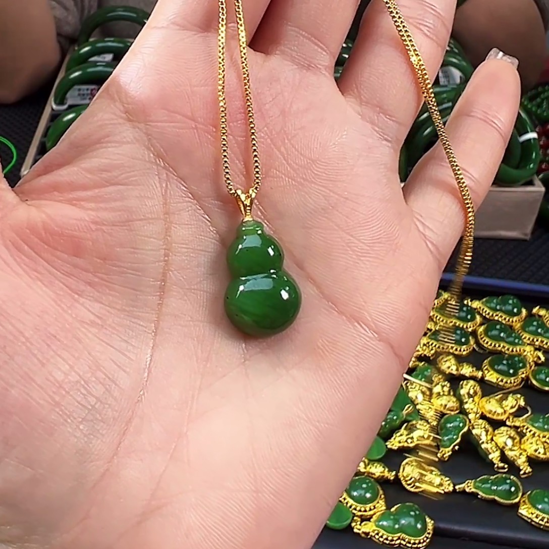 和田玉（碧玉）银S925镶嵌颈饰