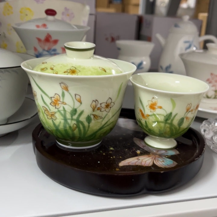 两件套哈哈哈哈哈哈哈