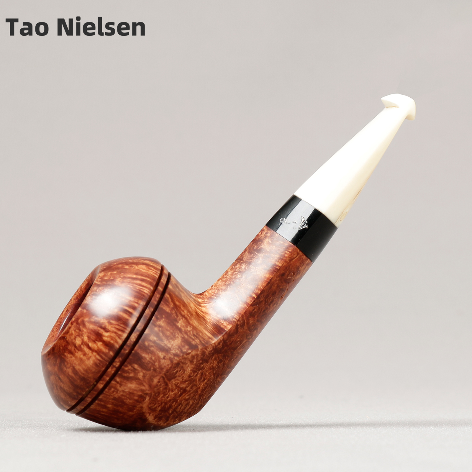丹麦老大师TAO 陶尼尔森 光面短牛头直斗 3mm 手工石楠木烟斗