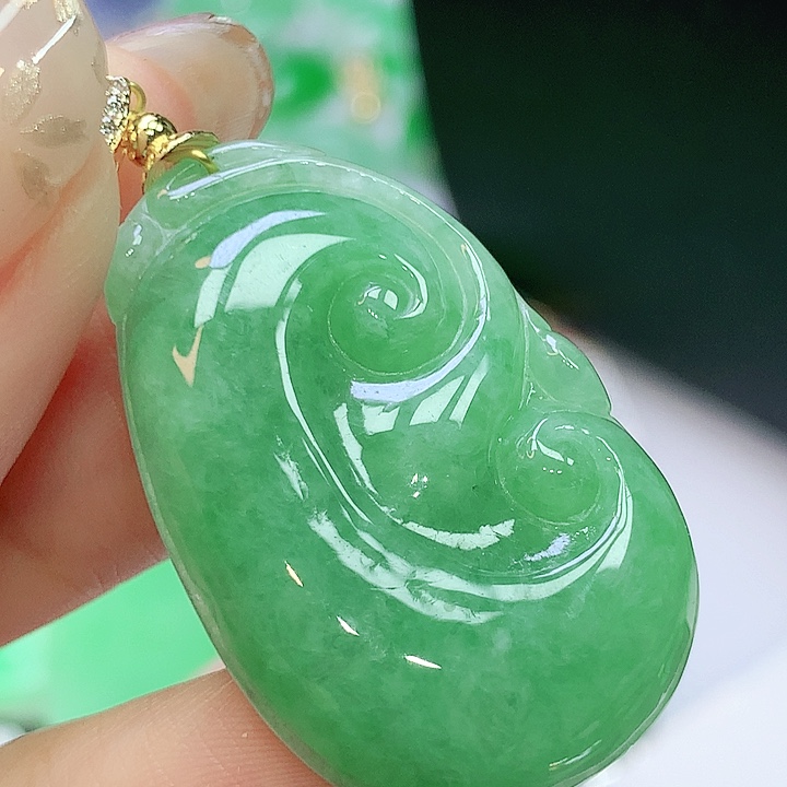 翡翠未镶嵌颈饰翡翠