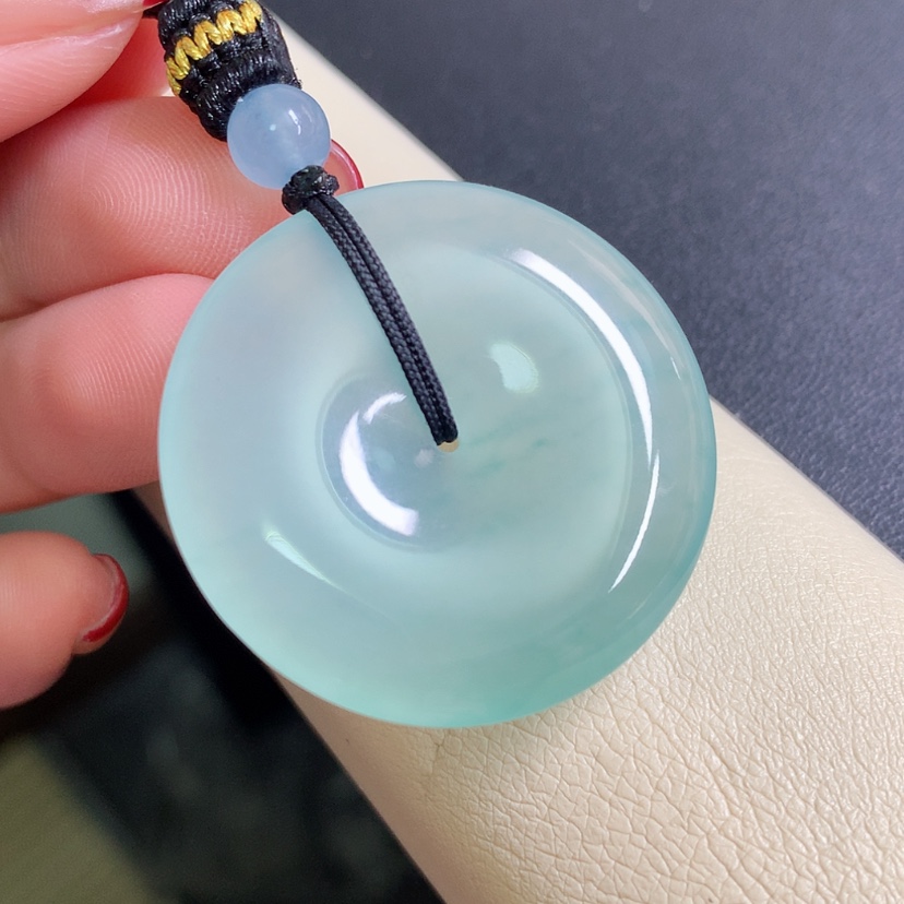 【闪购商品】翡翠颈饰未镶嵌扣子