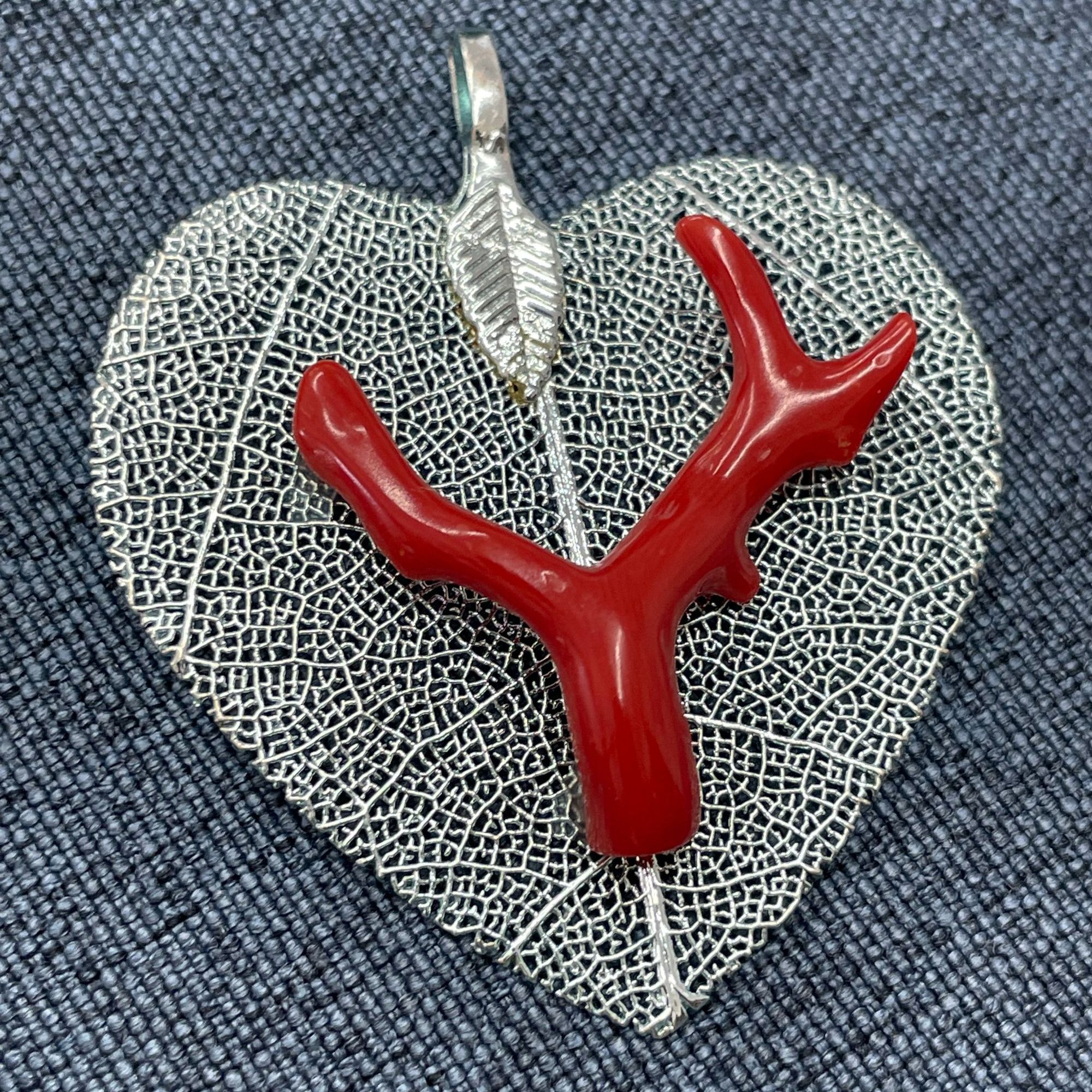 天然红珊瑚小枝合金树叶吊坠大号（多样性发其一）