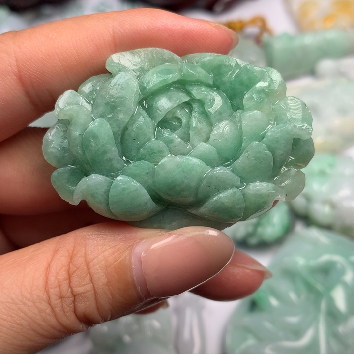 定制翡翠未镶嵌翡翠