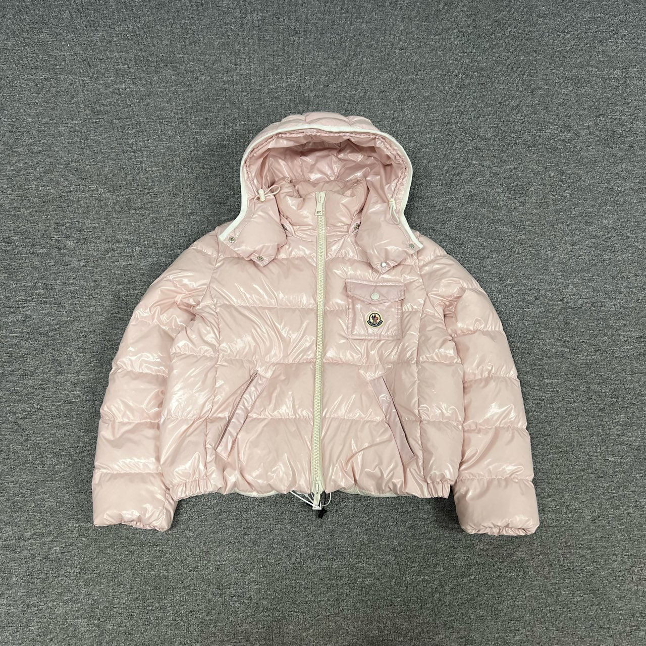 99新 MONCLER 蒙口 粉色羽绒服 2码 25ss新款