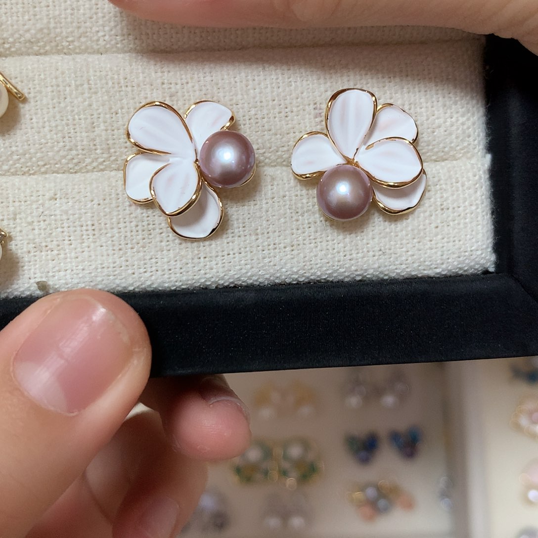 淡水珍珠耳饰合金