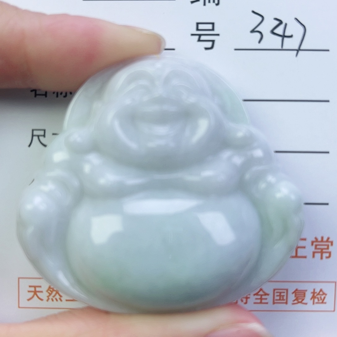 翡翠颈饰未镶嵌佛公