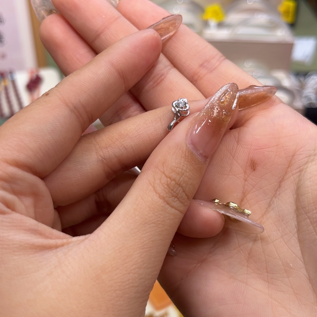 玛瑙/玉髓颈饰银S925镶嵌小*毛