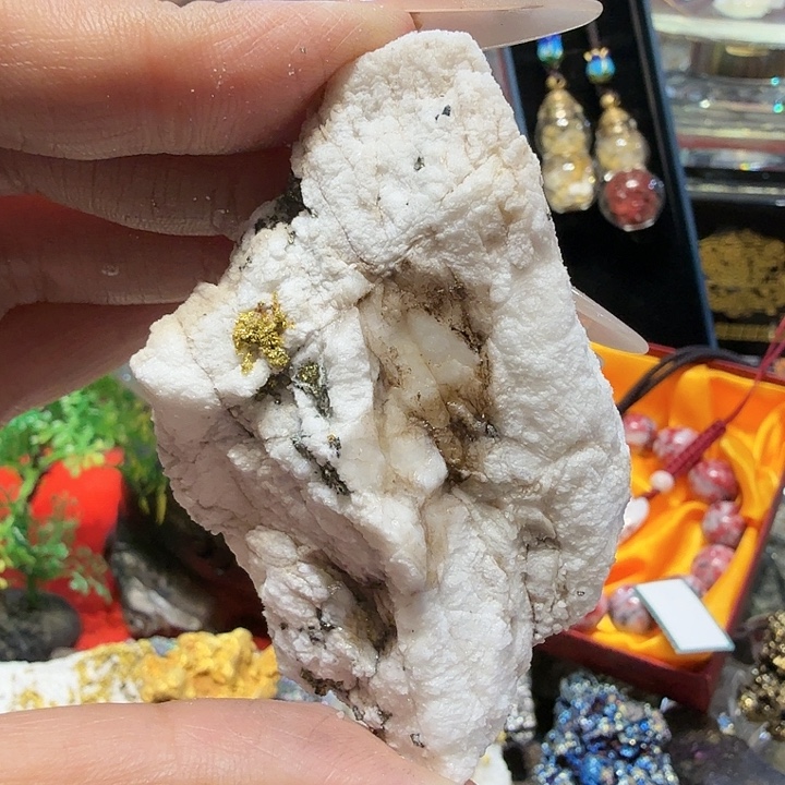 自55g聚金阁天然明金矿标