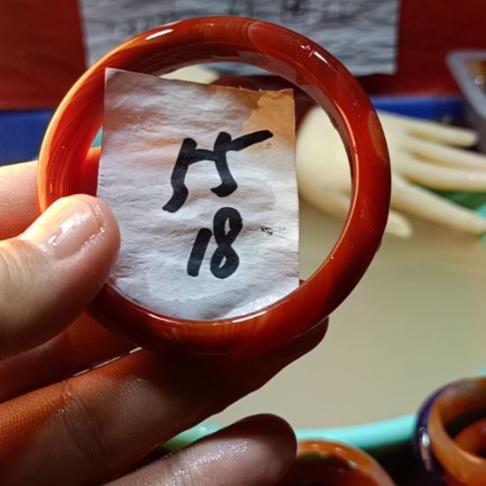 玛瑙/玉髓手镯未镶嵌
