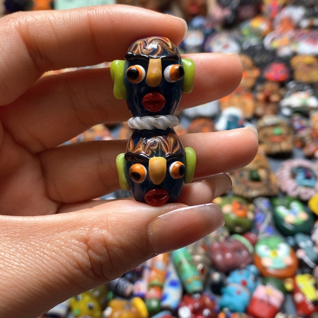 琉璃颈饰印度尼西亚双头娃