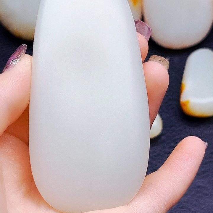 莮***萬和田玉未镶嵌挂件