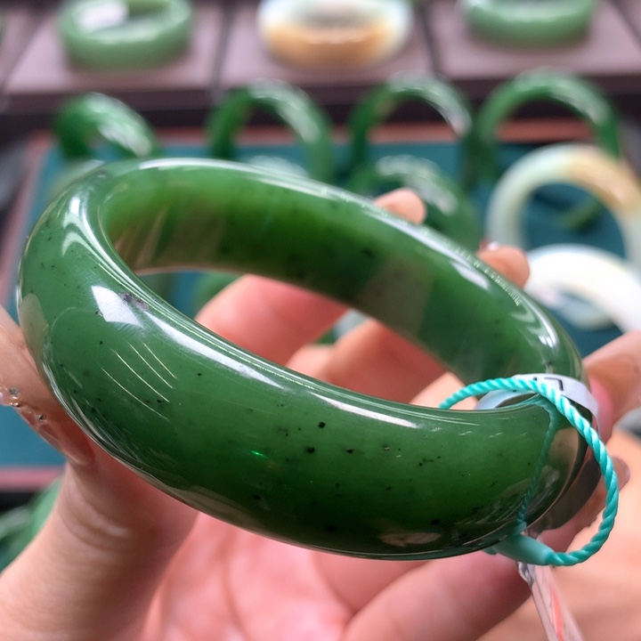 未镶嵌手镯和田玉（碧玉）5051