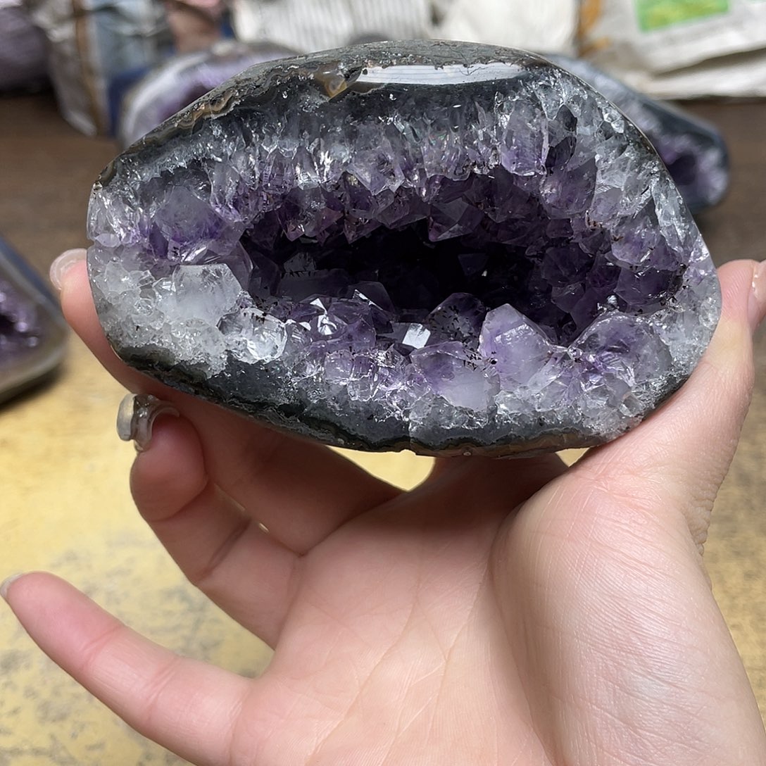 紫晶大型摆件（非配饰）未镶嵌