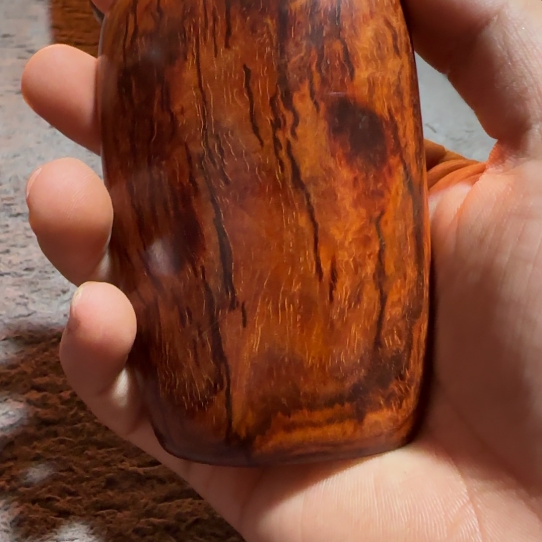 负***抗端景台紫檀木类印度小叶紫檀